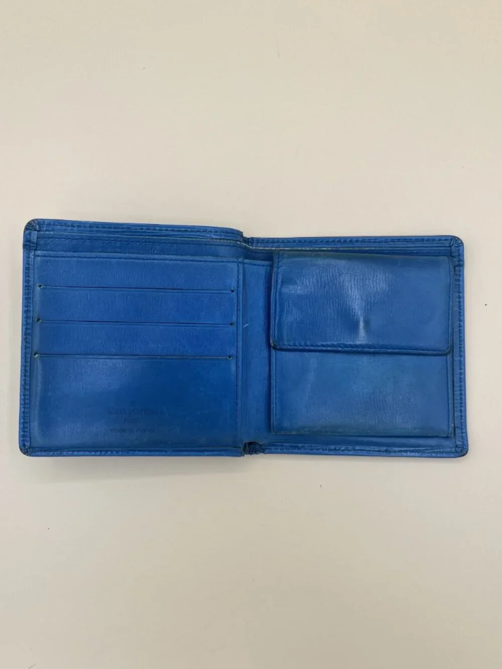 Louis Vuitton Blue Epi Leather Bifold Wallet With Coin Pocket